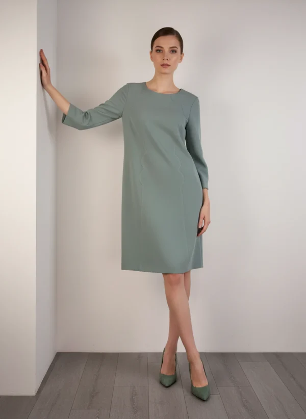 Vestido Gris Salvia con Mangas Largas