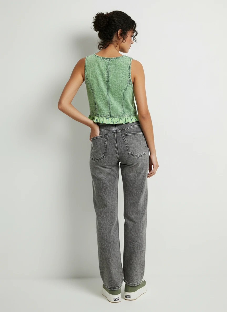 Top Denim Lavado Verde Menta con Volante - Imagen 2